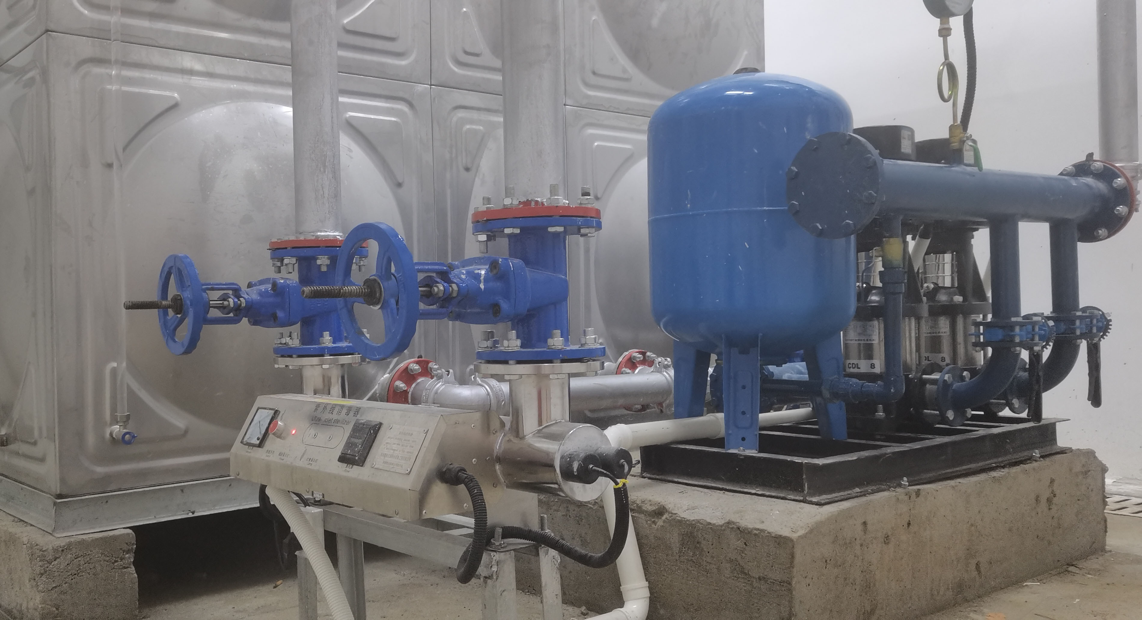 2023.6.25陵水光坡鎮政府2.2Kw一控二恒壓變頻供水