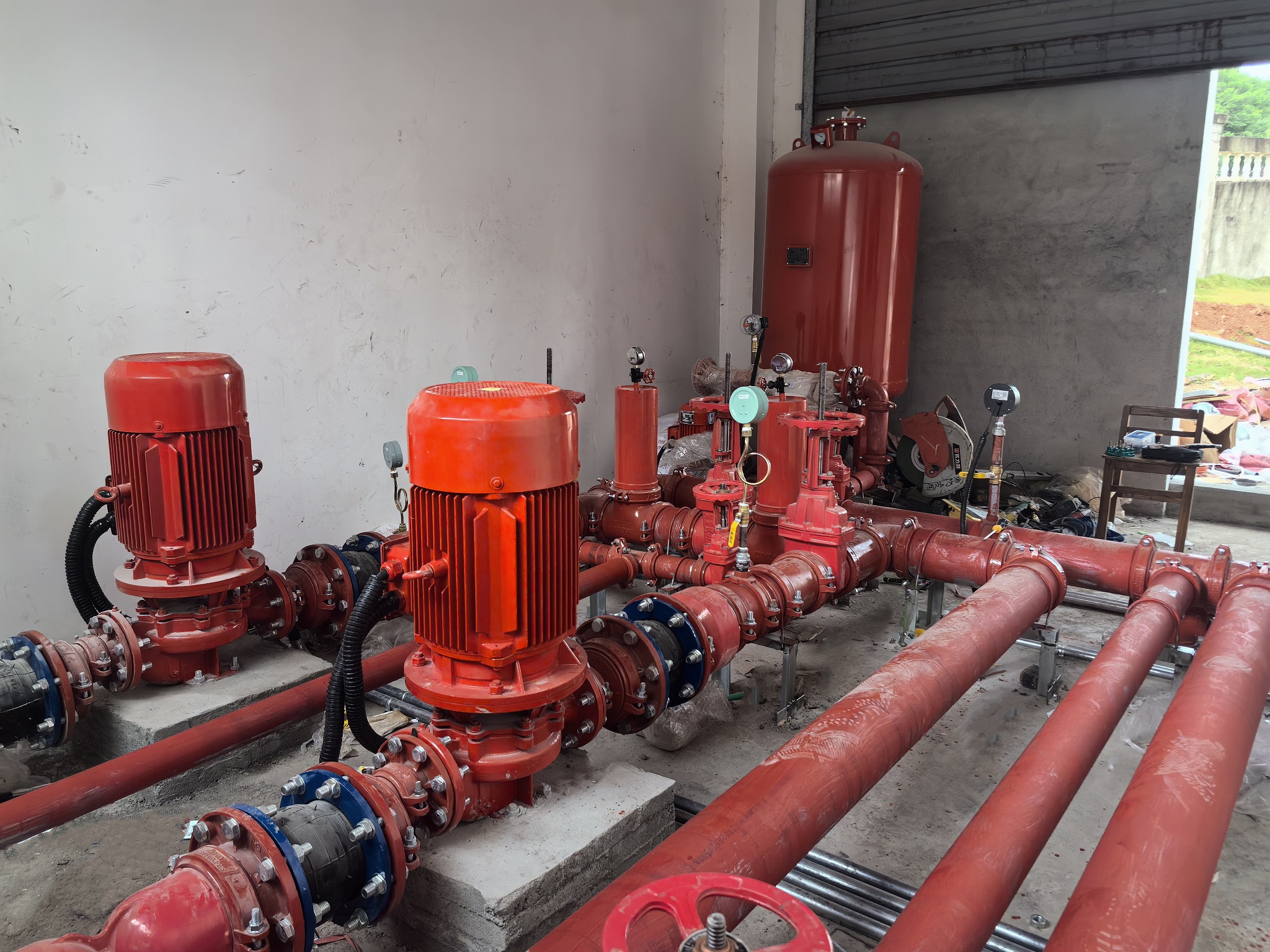 2024.8.15海南師范學院22千瓦一備一用消防泵和2.2千瓦一備一用穩壓泵