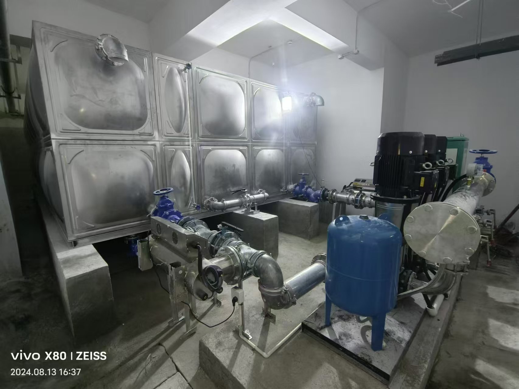 2024.8.13 馬鞍山望湖佳苑小區恒壓供水設備