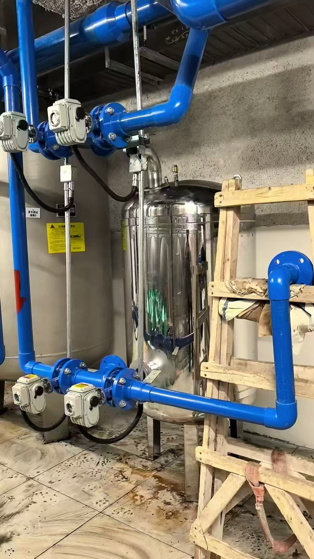 2024.12.22海口市新黨校不銹鋼過濾器安裝完成 (4).jpg